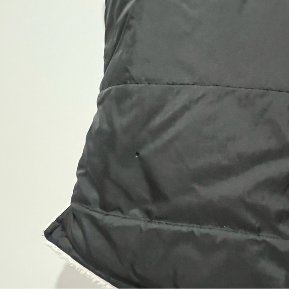 Roxy Vest - Picture 7 of 10